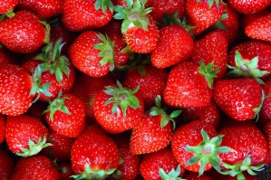 Bildnachweis: https://de.depositphotos.com/17152529/stock-photo-fresh-strawberry-background.html