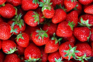 © DSLG Bildnachweis: https://de.depositphotos.com/17152529/stock-photo-fresh-strawberry-background.html